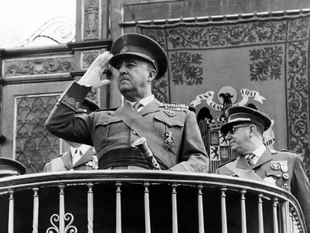  Franco.