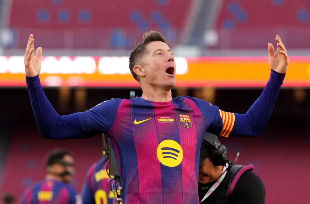Lewandowski celebrating the very first goal on the New Camp Nou