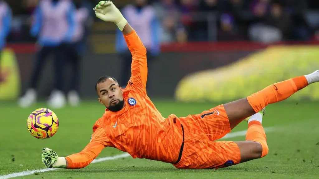 Robert Sánchez pulls off a crucial double save