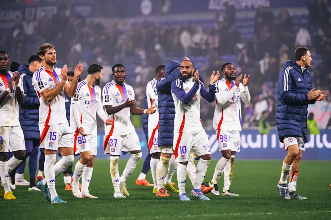 olympique-lyon-lyonnais-mannschaft-team