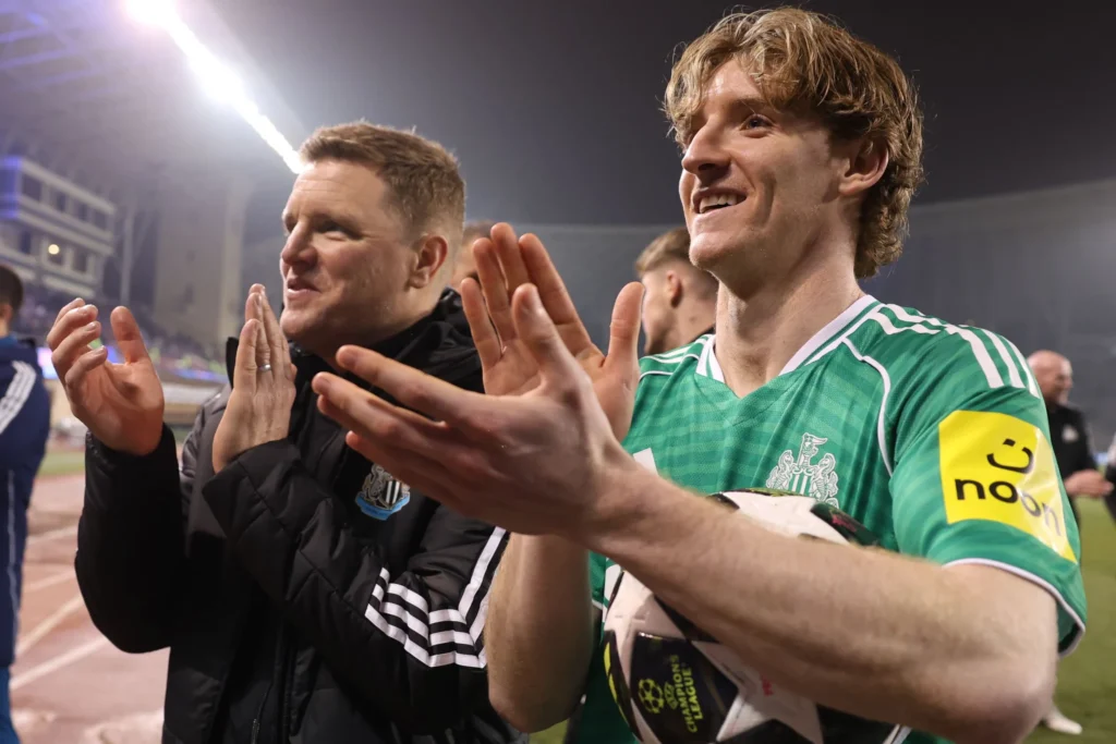 Newcastle United 6–1 Qarabağ