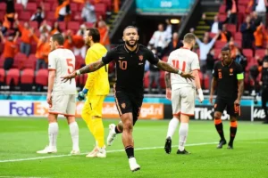 Depay also has a natural flair and confidence